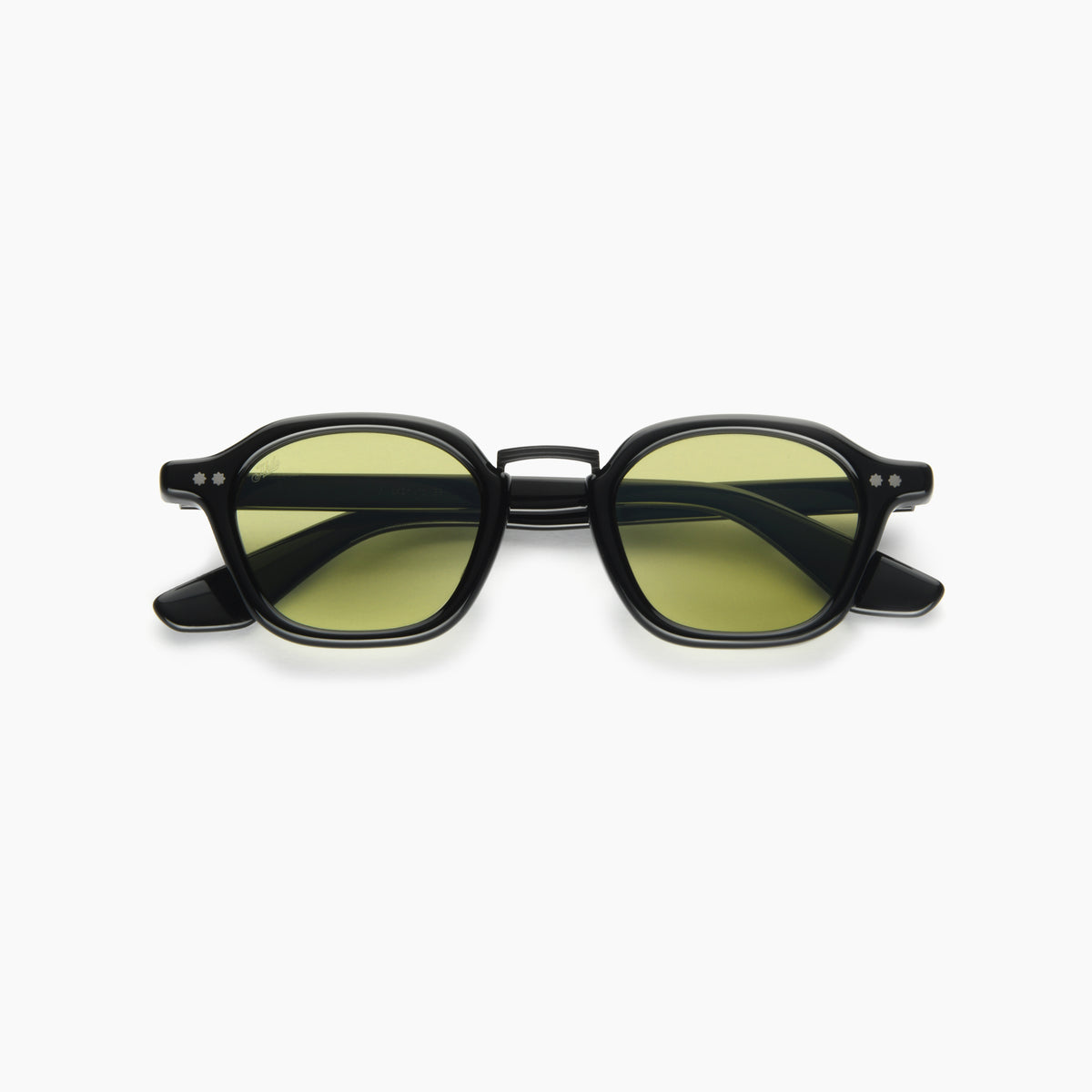 Iris — Black / Lt Green