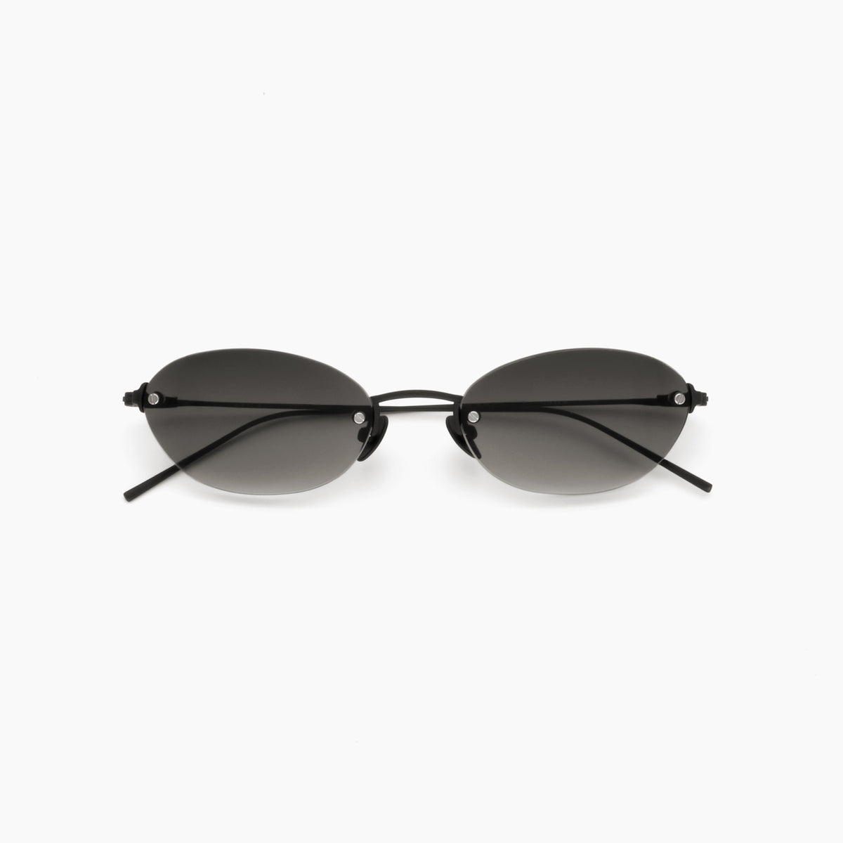 IO — Matte Black / Black Gradient