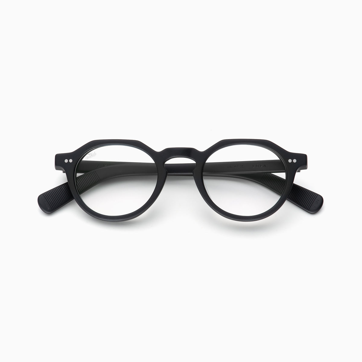 Lola — Sandblasted Black