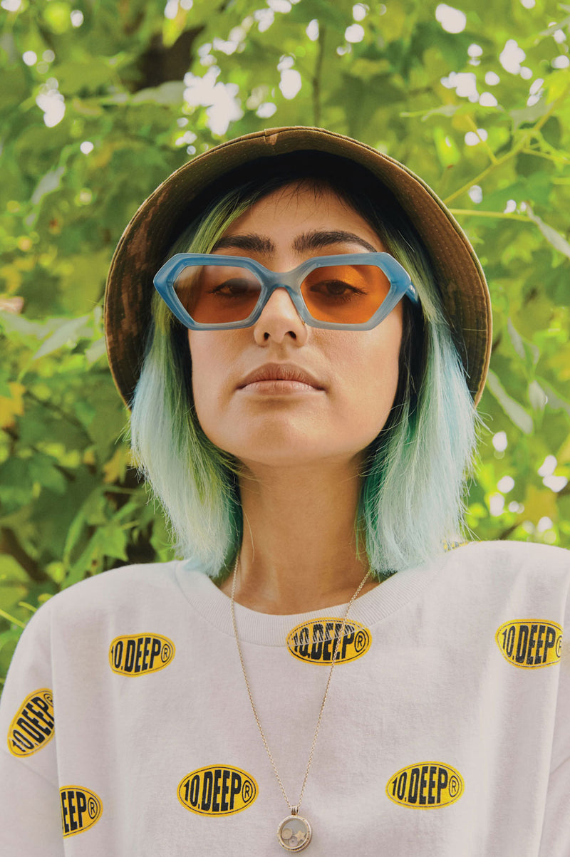 10.Deep と AKILA が FW19 のジオメトリック 720º サングラスでチームを組む