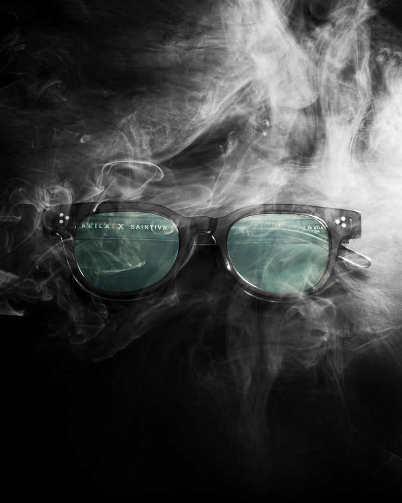 SAINTIVA X アキラ