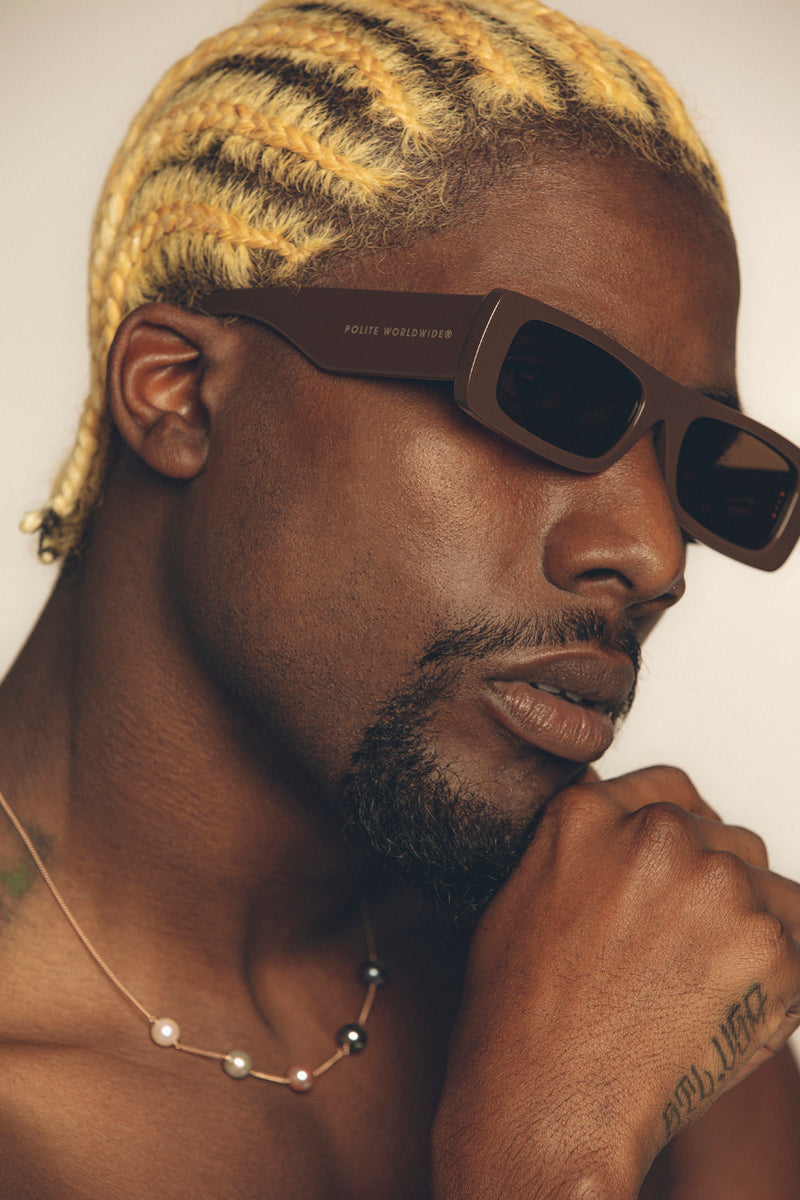 ポライトワールドワイド×AKILA