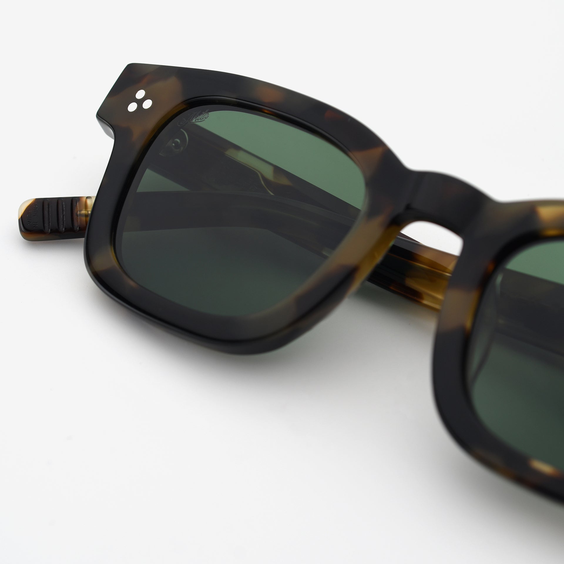 Camo Tortoise / Green