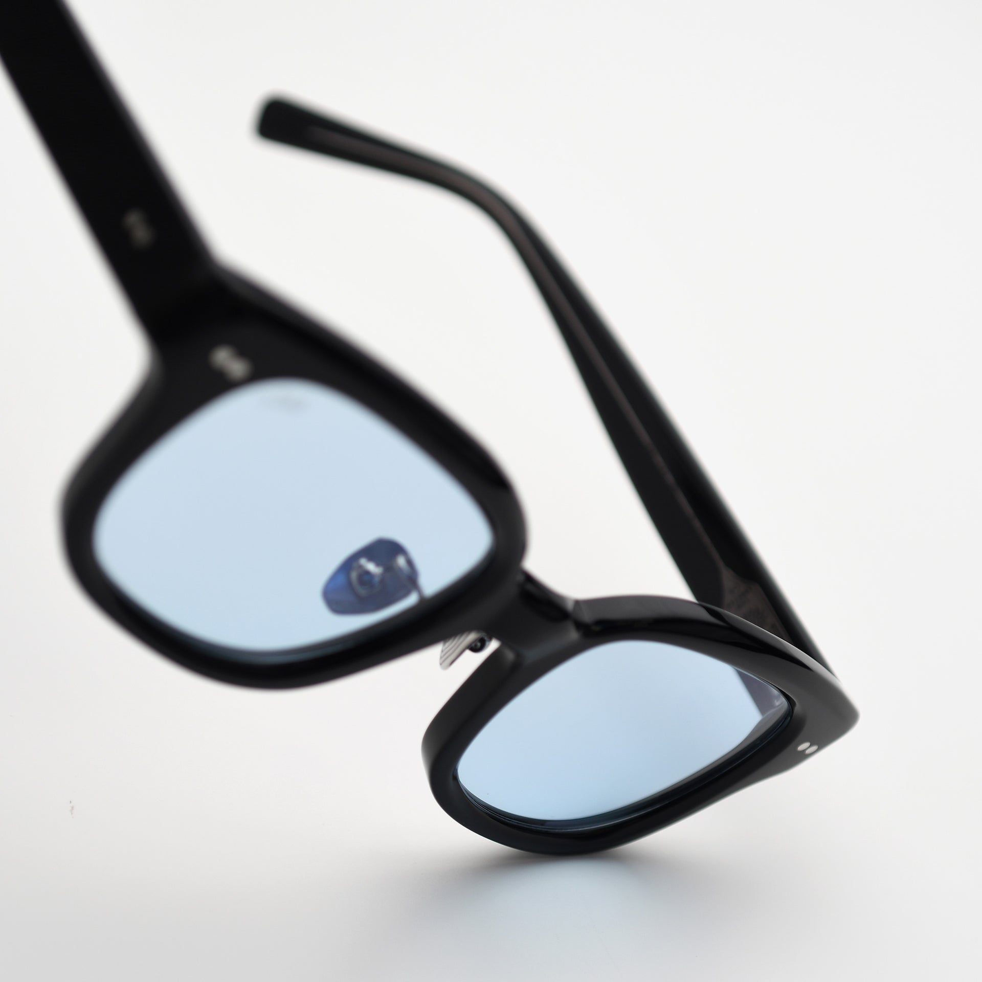 Black / Sky Blue