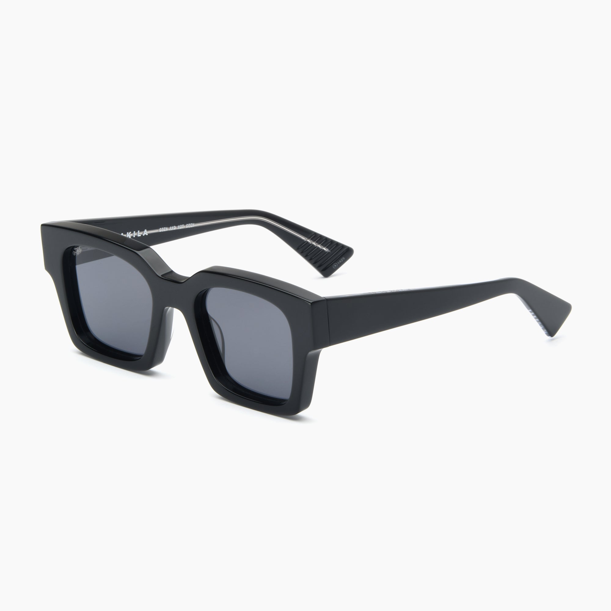 【良好】希少 完売モデル EYEVAN7285 AURALEE ブラック 黒 完売必至】今季の新作はヤバい…!?大人気ブランドEYEVAN7285の