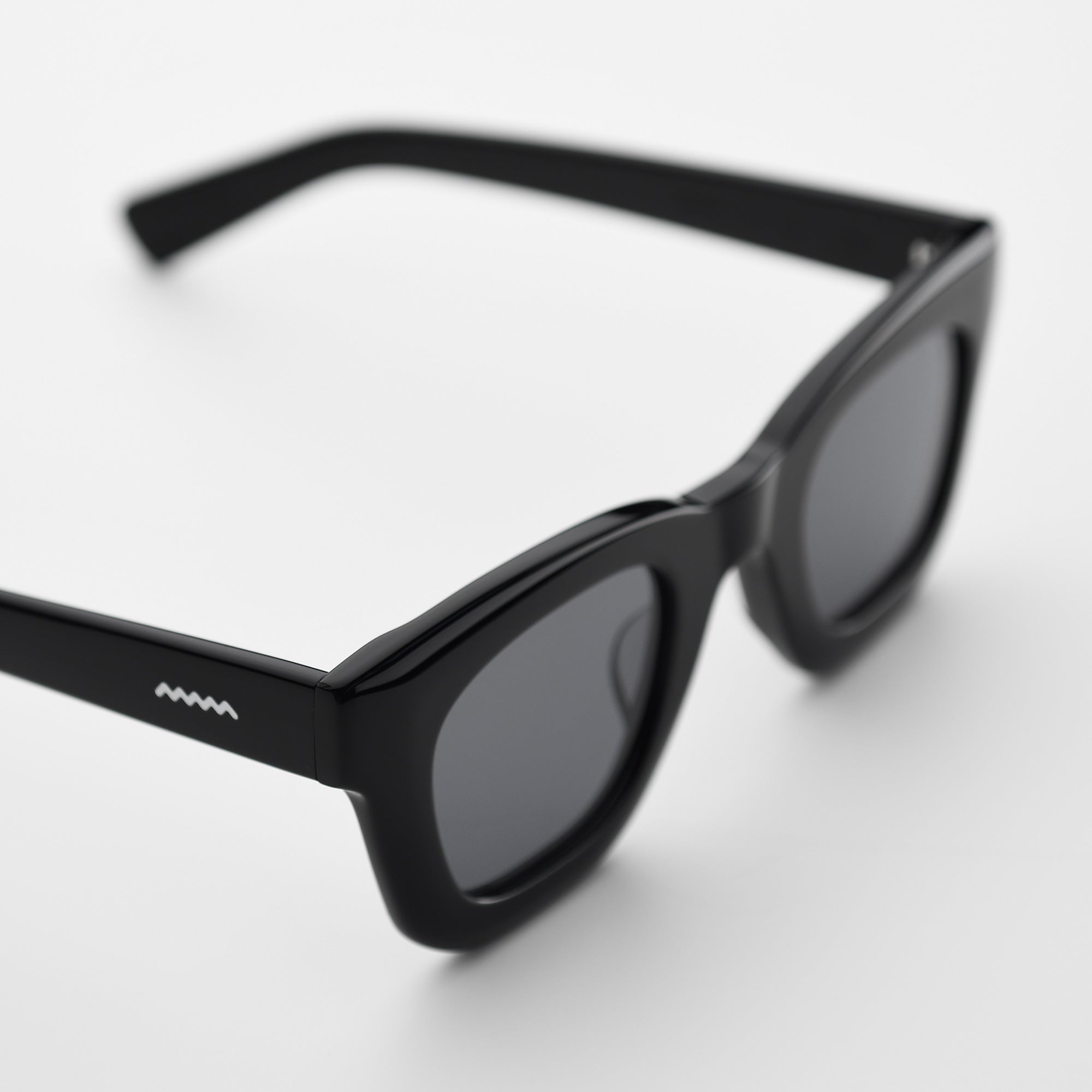 Brain Dead Elia Sunglasses – AKILA