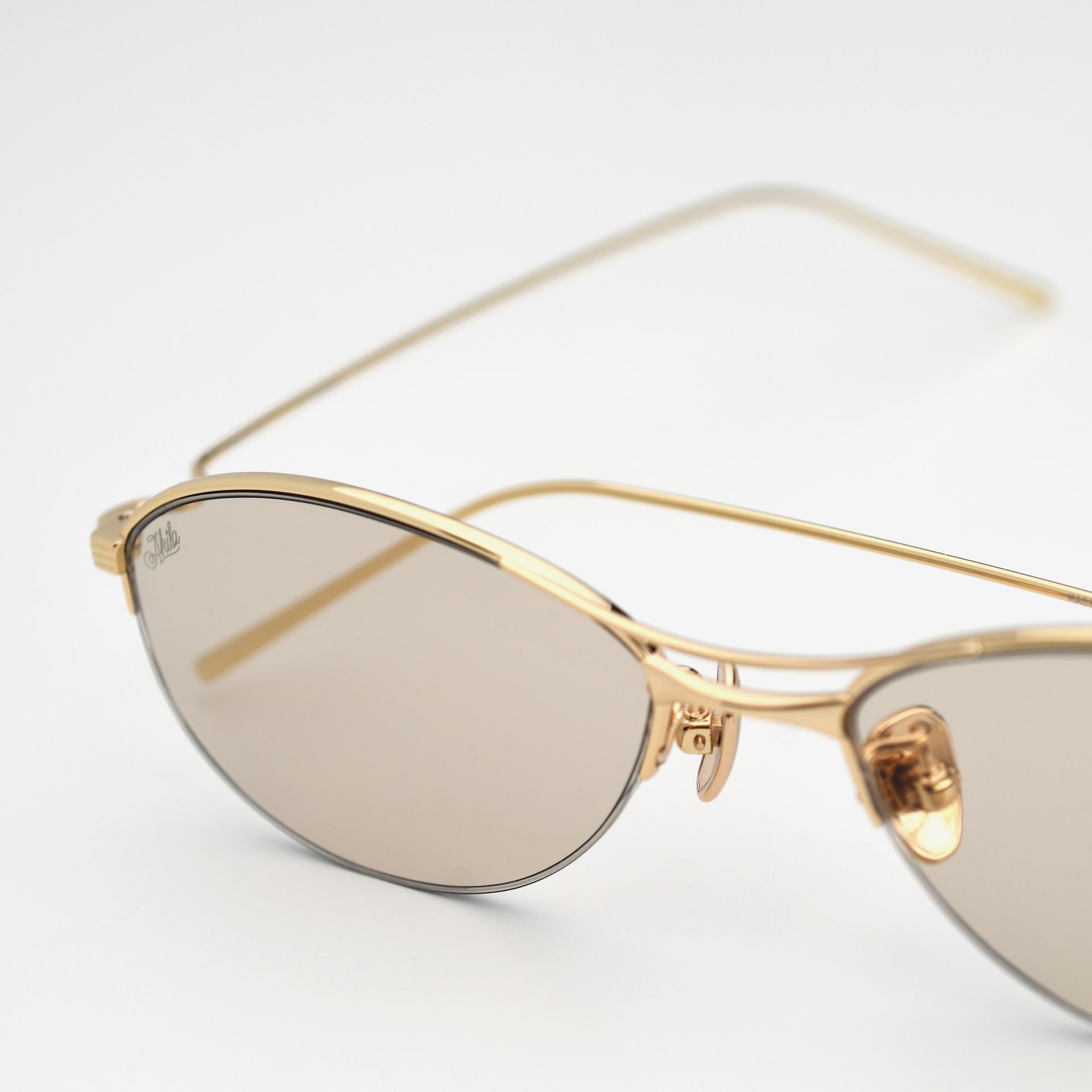Gold / Khaki