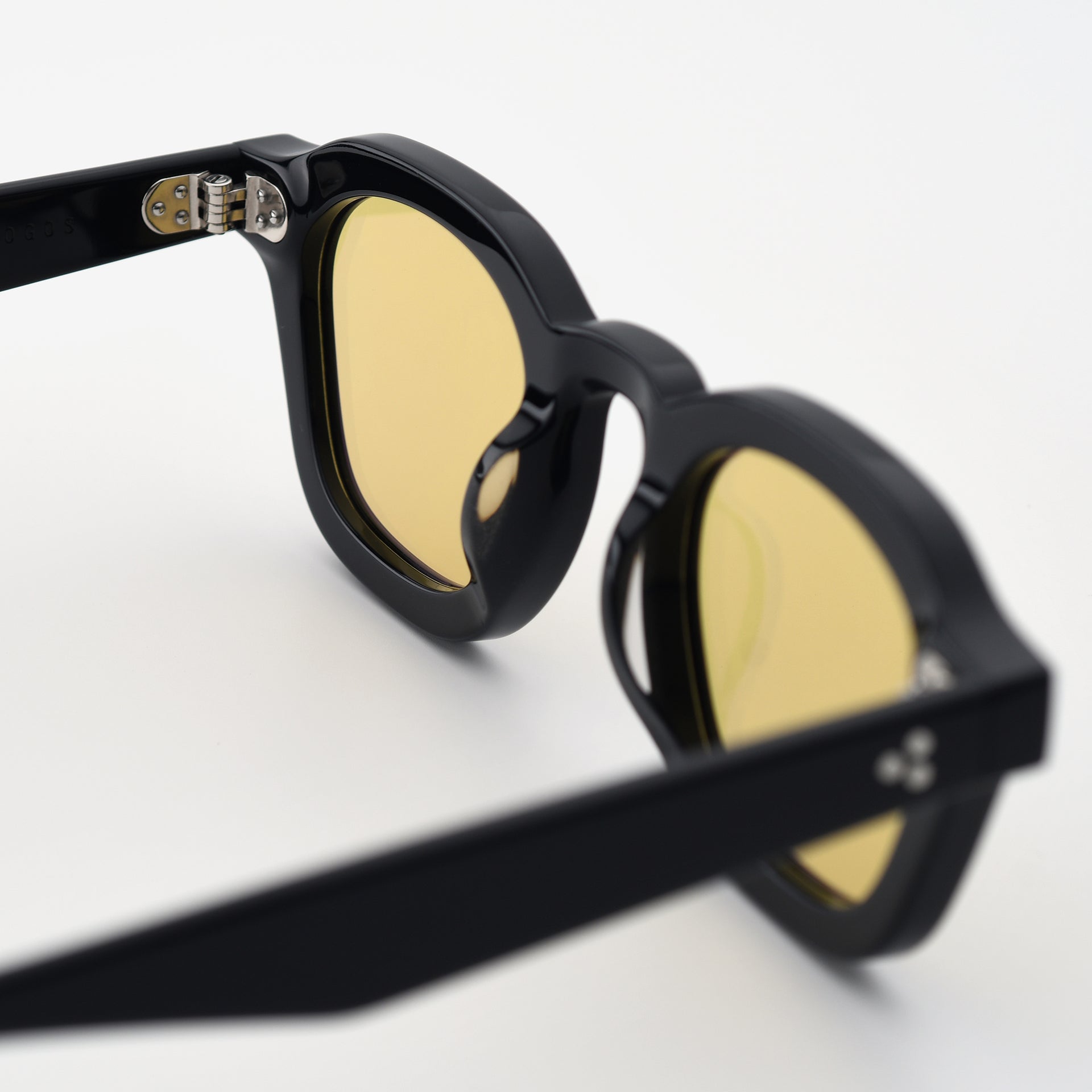 Black / Yellow